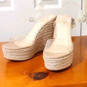 Wedge with transparent straps